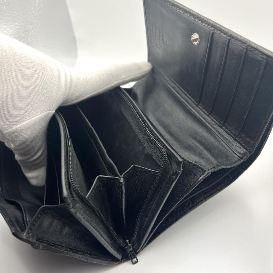 비비안 웨스트우드 고블란 자수 지갑 상품이미지5