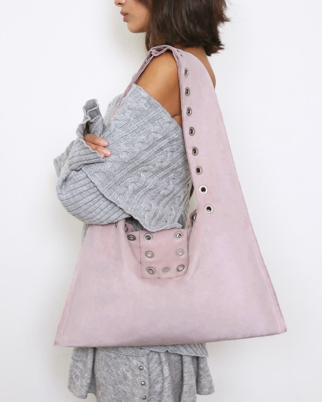 폴리수엠 아일렛 스웨이드 숄더백 핑크 상품이미지1