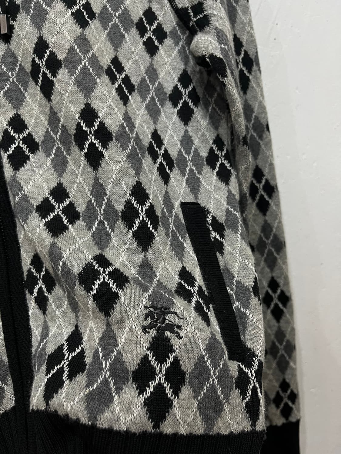 버버리 아가일 니트 후드집업 우먼즈 상품이미지2