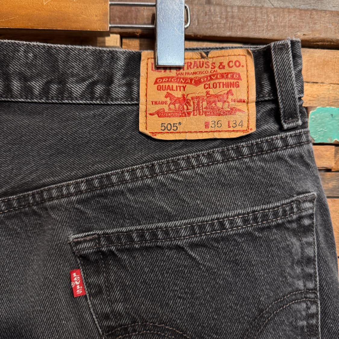 00s Levis 505 Cutted Black Denim Pants 상품이미지7