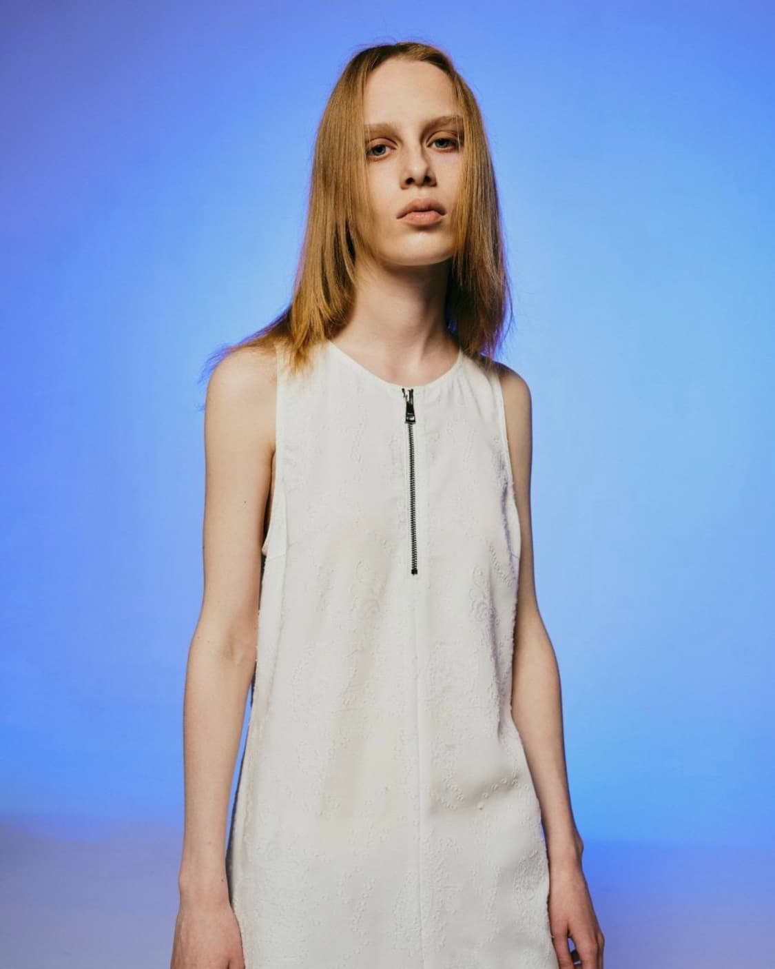 인사일런스우먼 자카드 화이트 슬릿 롱 원피스 상품이미지3