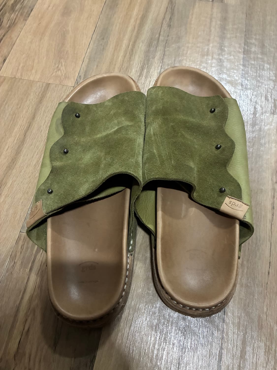 [상태 좋음] grds 그라더스 슬라이드 04 모스그린 상품이미지1