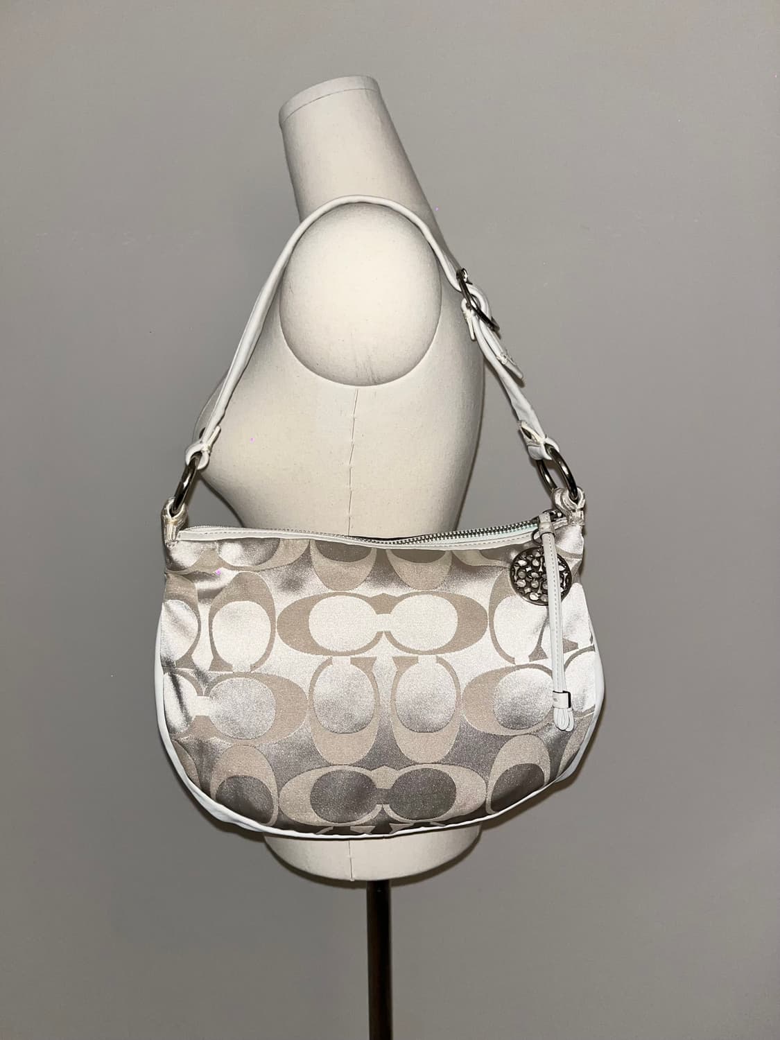 📦90s Coach Y2K allwhite shoulder bag 상품이미지1