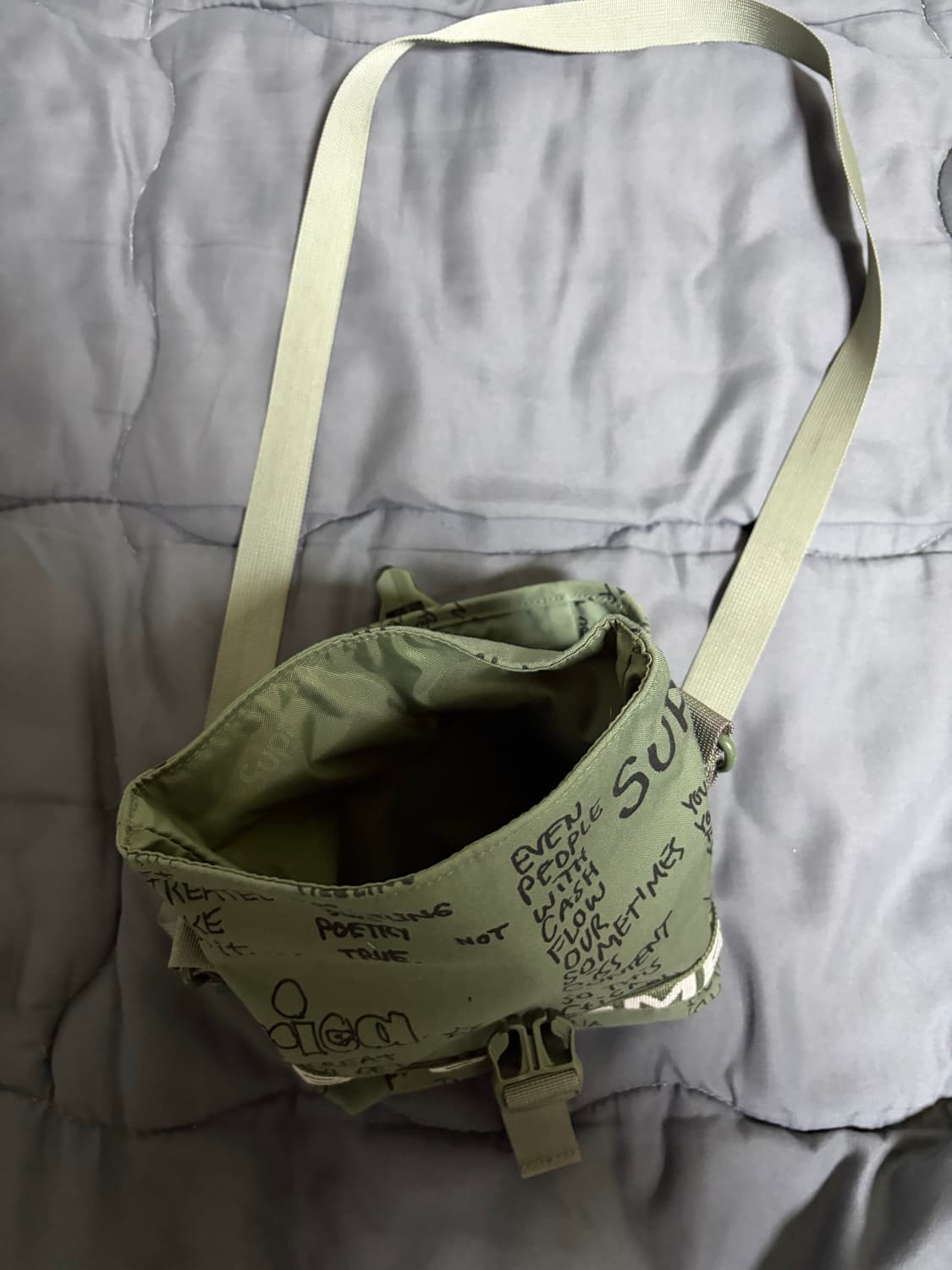 슈프림 필드 사이드 백 올리브 곤즈 23SS 상품이미지2