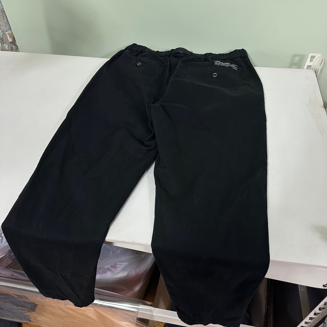 M 라이프워크 블랙 슬림핏 벨티드 팬츠 상품이미지5