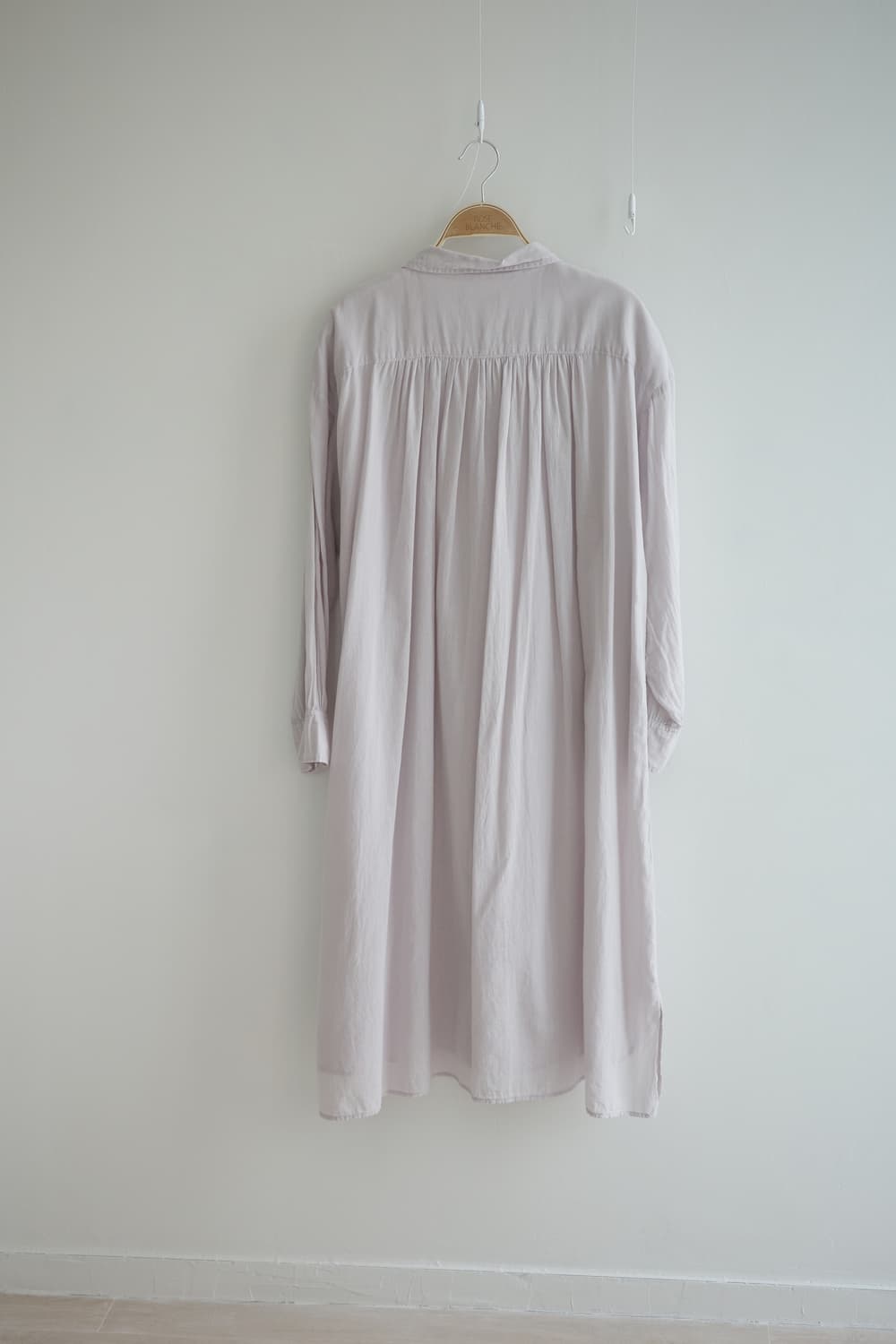 studio CLIP
• 연한 보라그레이 아사코튼 셔츠 롱원피스 상품이미지6