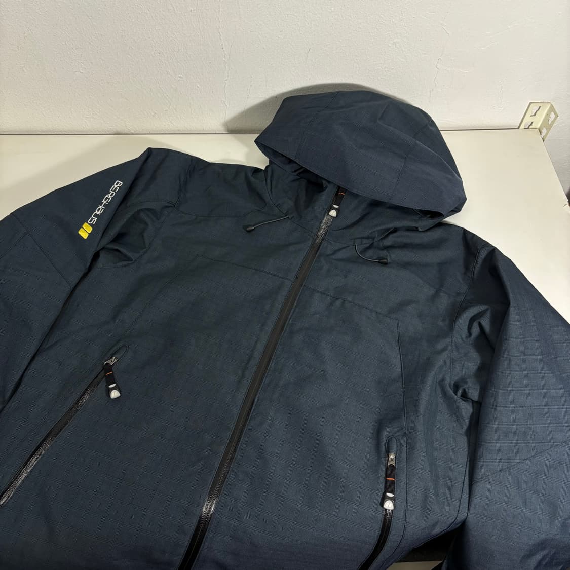 95 M 버그하우스 네이비 체크 투웨이 등산 방풍 바람막이 상품이미지2