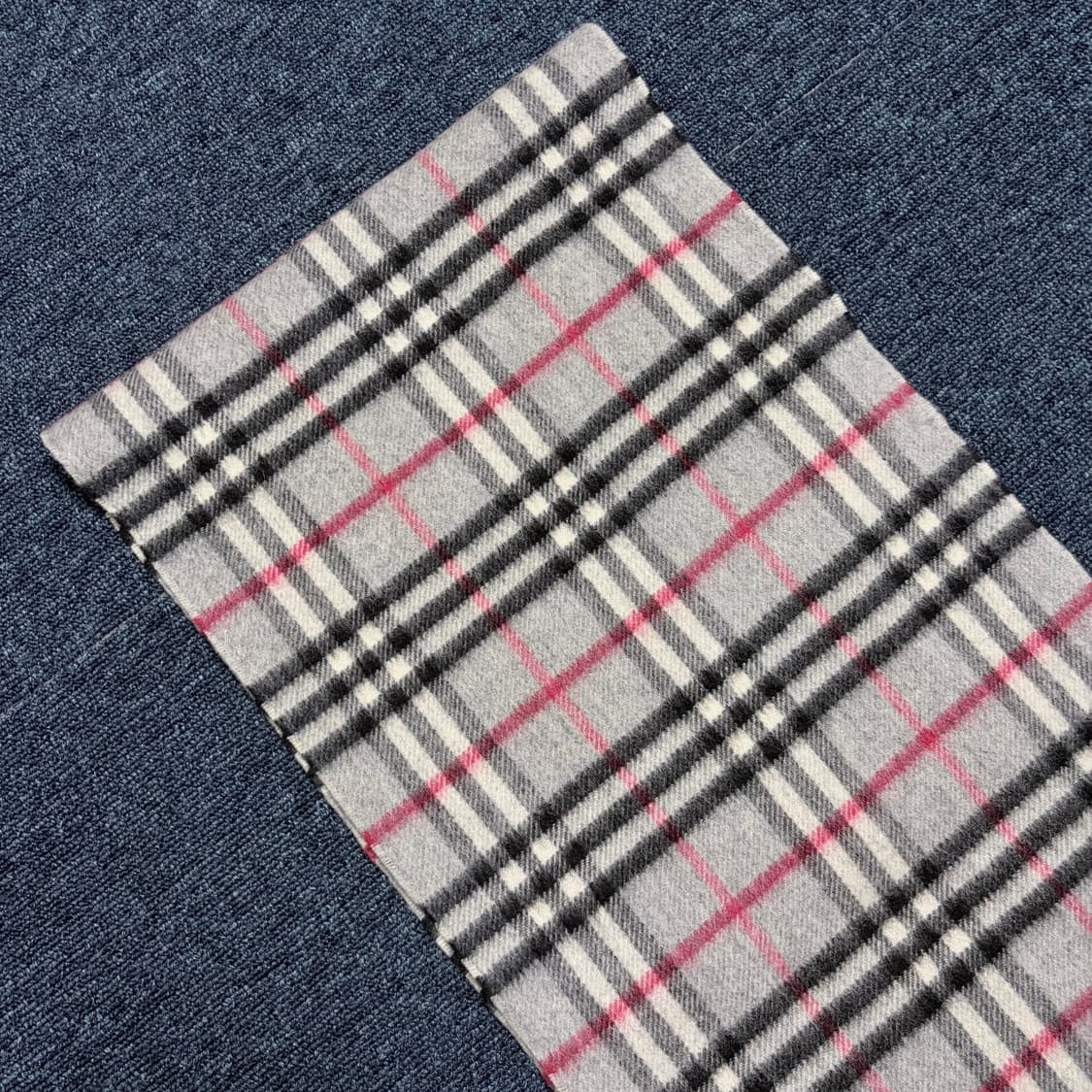 버버리 캐시미어 100% 머플러 상품이미지3