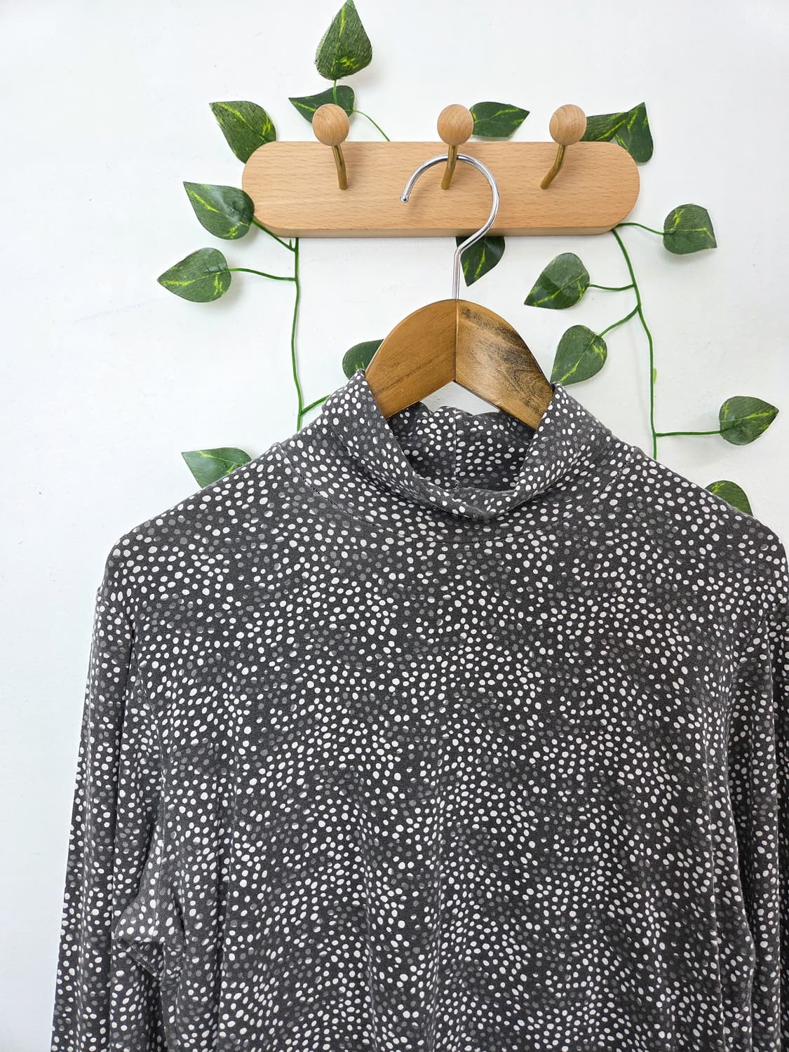 차콜 도트 목폴라 슬리브 상품이미지2