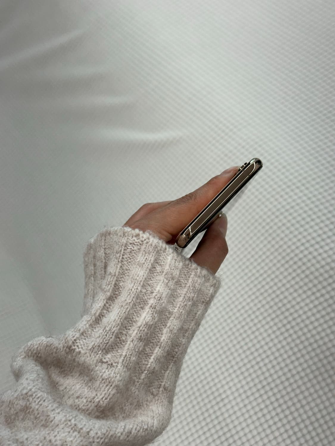 아이폰 XS 골드 색상 상품이미지6