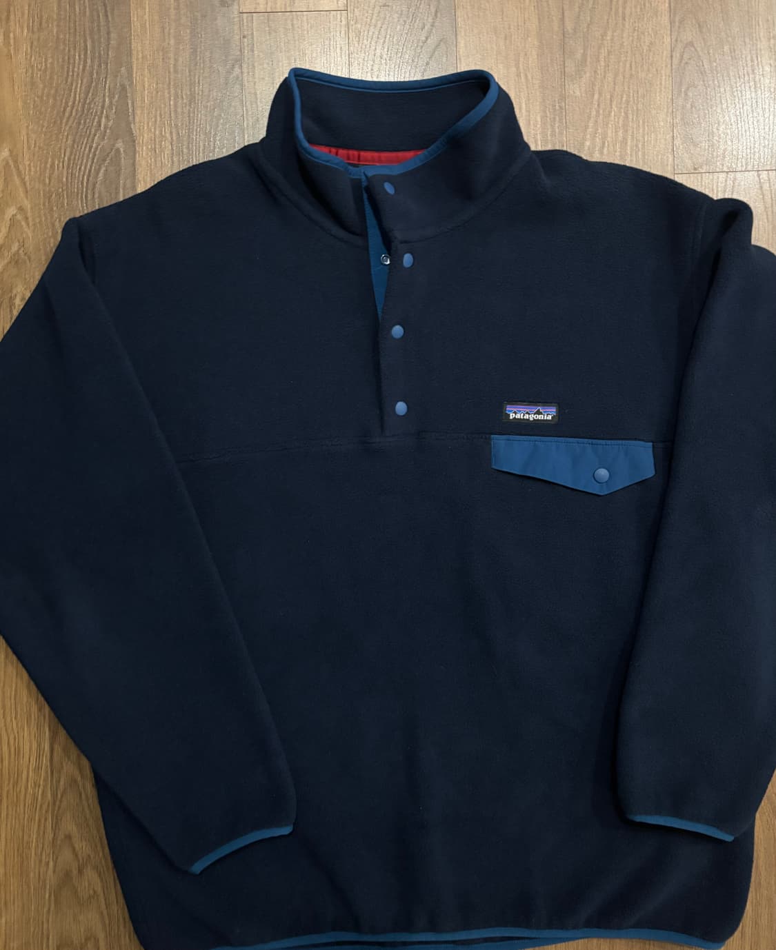 파타고니아 헤비웨이트 신칠라 네이비  L사이즈 판매합니다. 상품이미지3