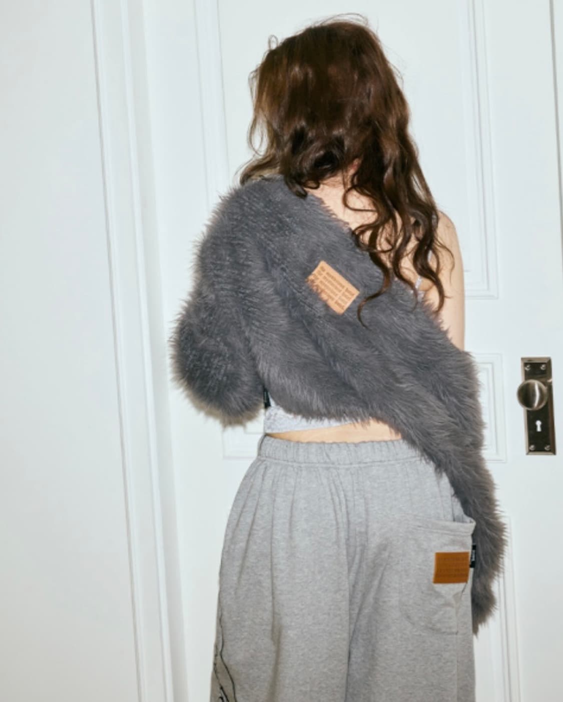 더미스테리어스호텔 크롭 퍼 볼레로 상품이미지5