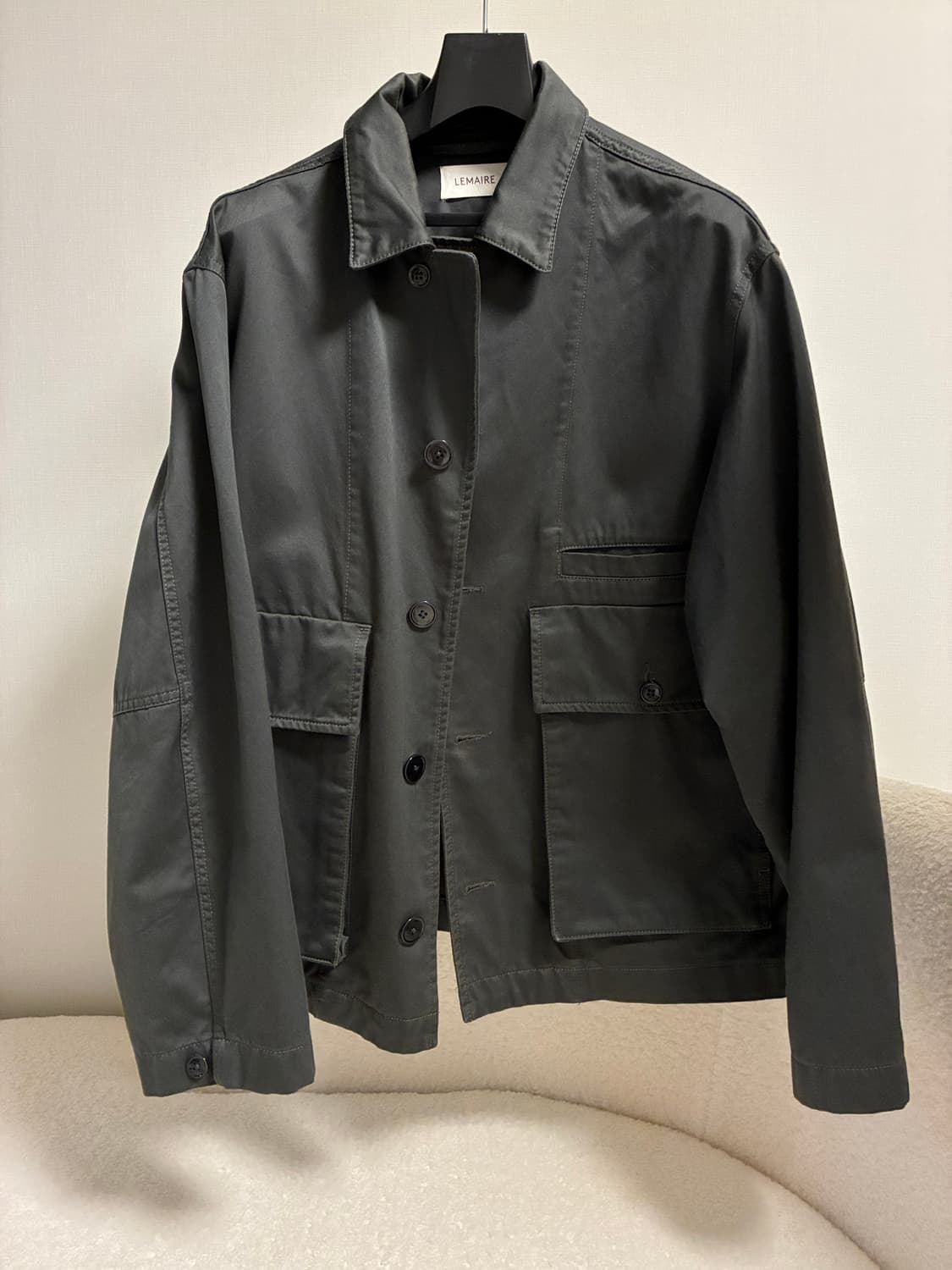 르메르 다크카키 자켓 상품이미지1