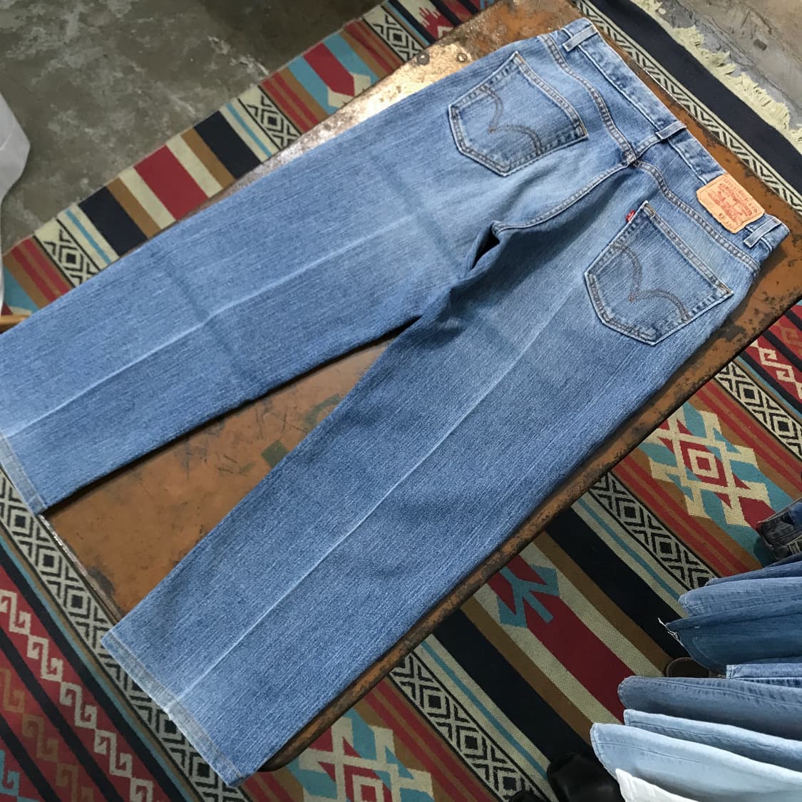 리바이스 550 중청 클래식 워싱 데님 팬츠 허리 34 사이즈  상품이미지3