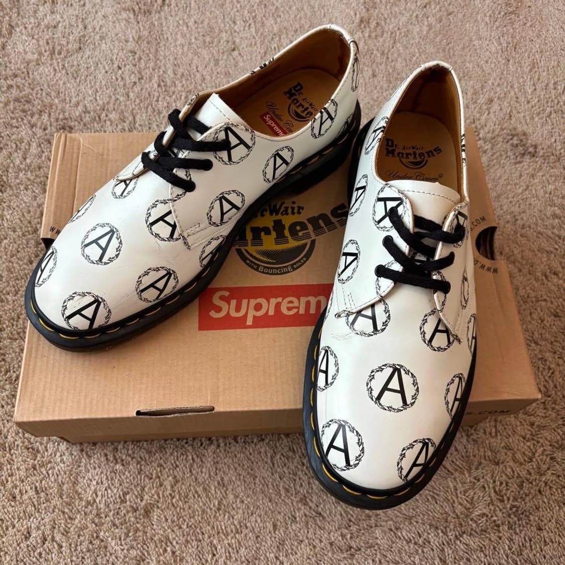 닥터마틴 x 슈프림 x 언더커버 아나키 3홀 슈즈 화이트 260 상품이미지1