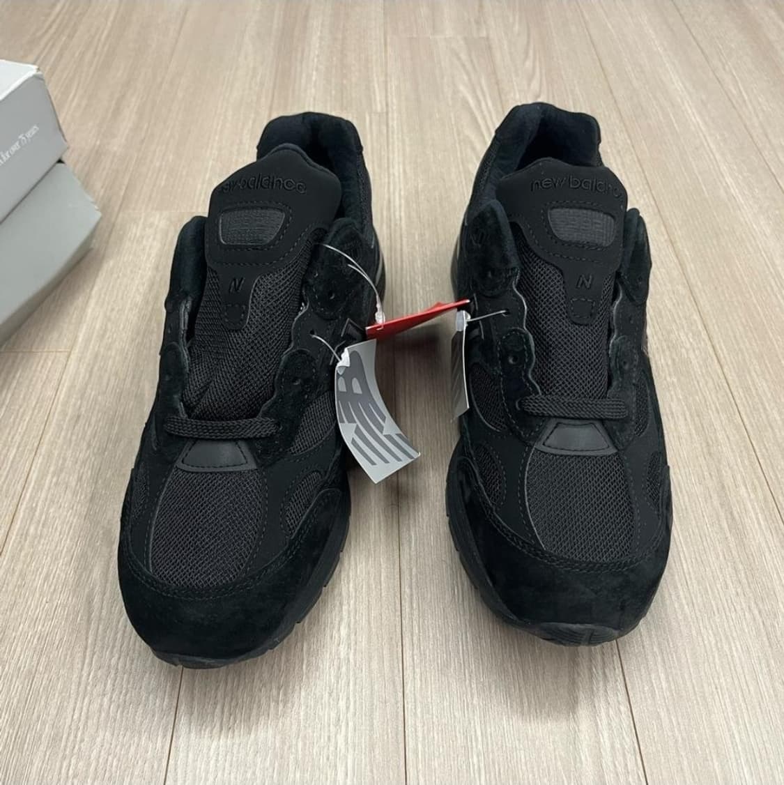 뉴발란스 992 트리플블랙260 새상품 상품이미지3