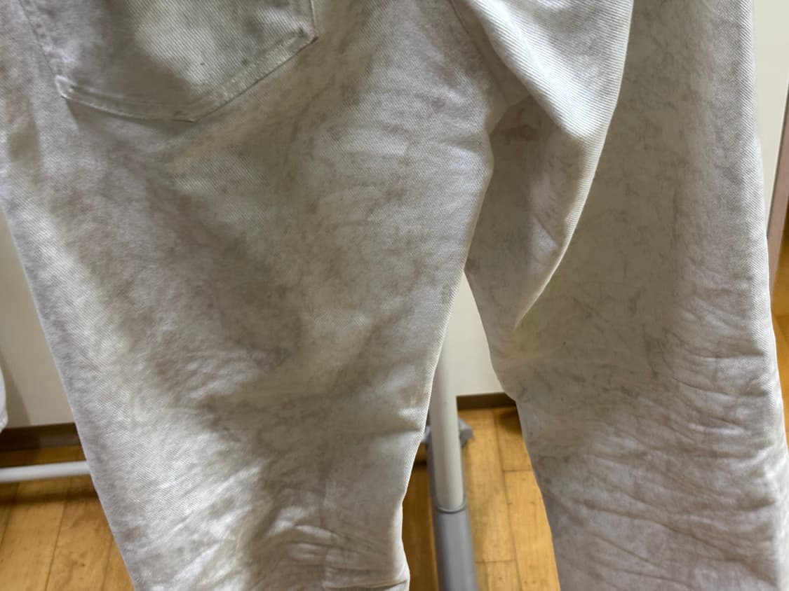 마르지엘라 20aw 아이보리 크랙데님팬츠 상품이미지5