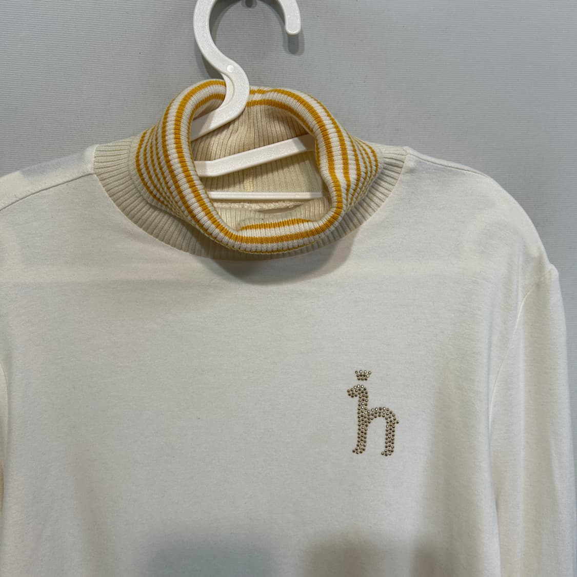 헤지스 골프 여성 하이넥 니트 95 상품이미지2