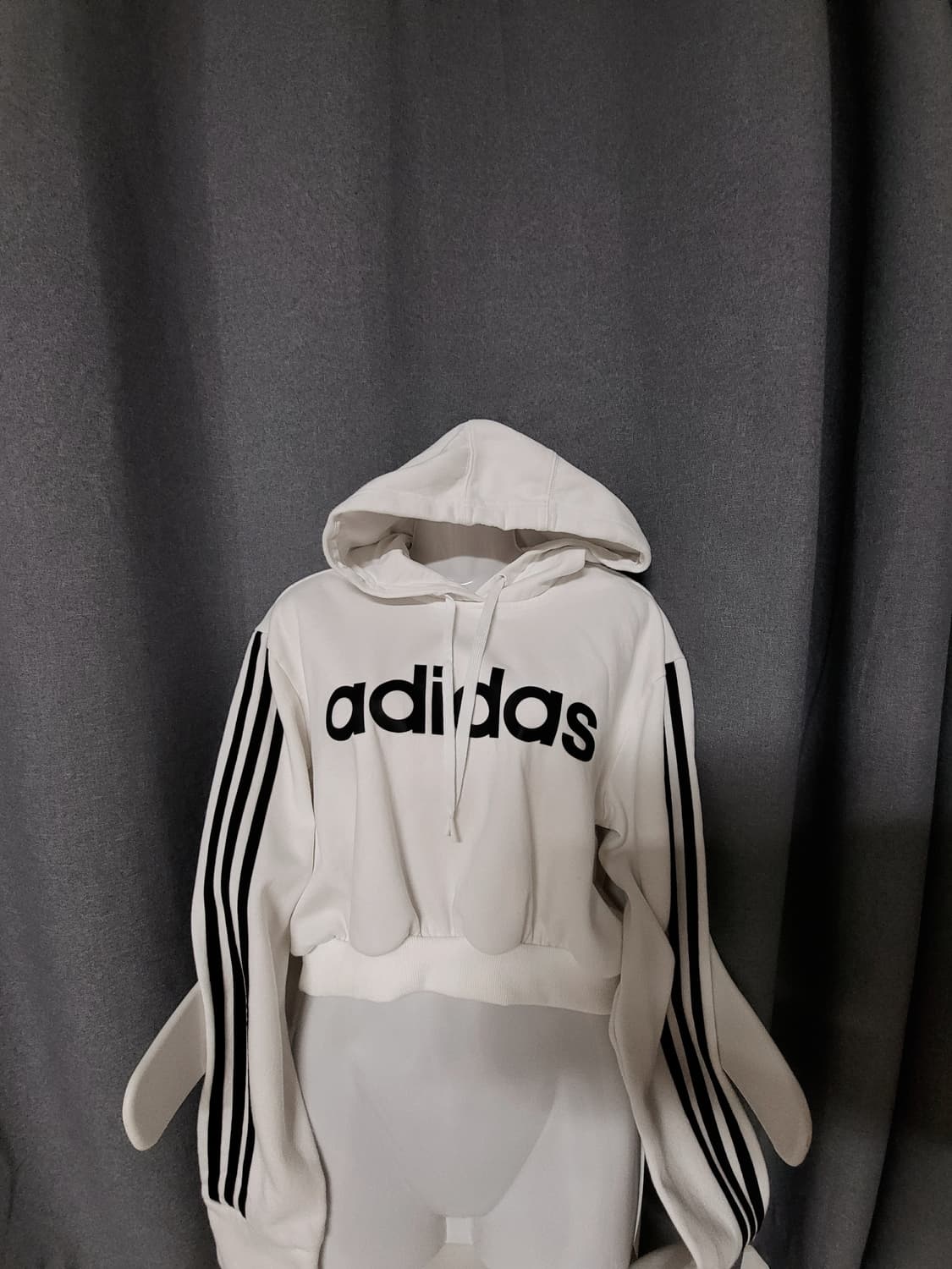 아디다스 커스텀 크롭후드티 상품이미지1