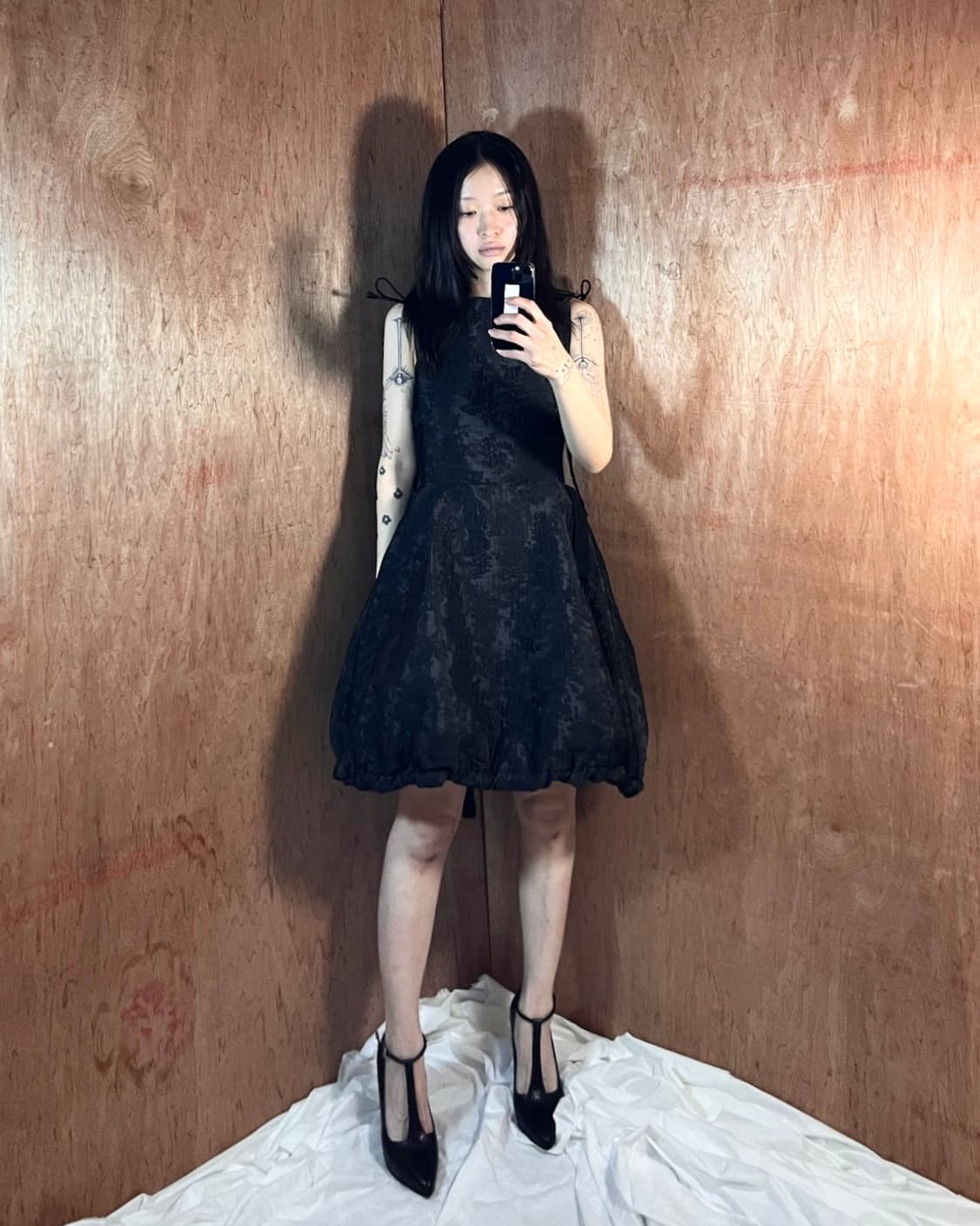 슈슈통 21AW 블랙 자카드 버블 미니드레스 상품이미지1