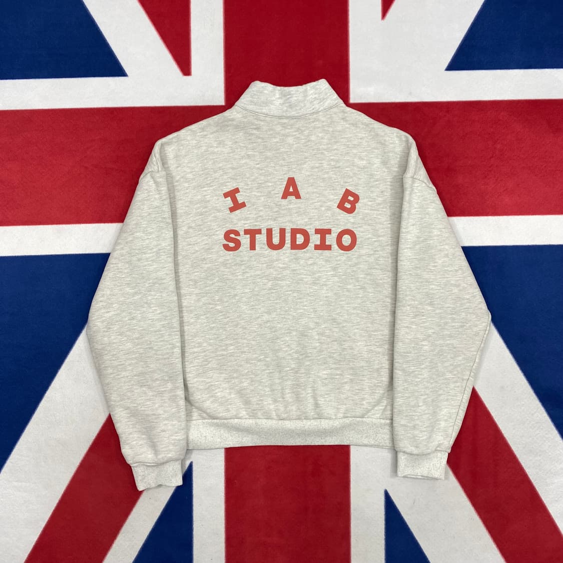 아이앱스튜디오 하프집업 맨투맨 S  상품이미지1