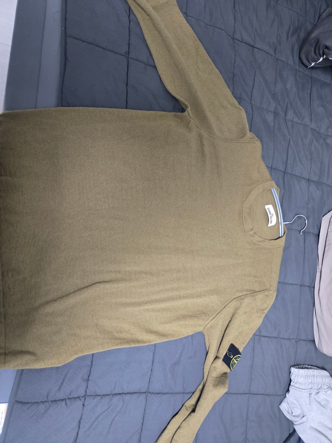 스톤아일랜드 롱슬리브 상품이미지1