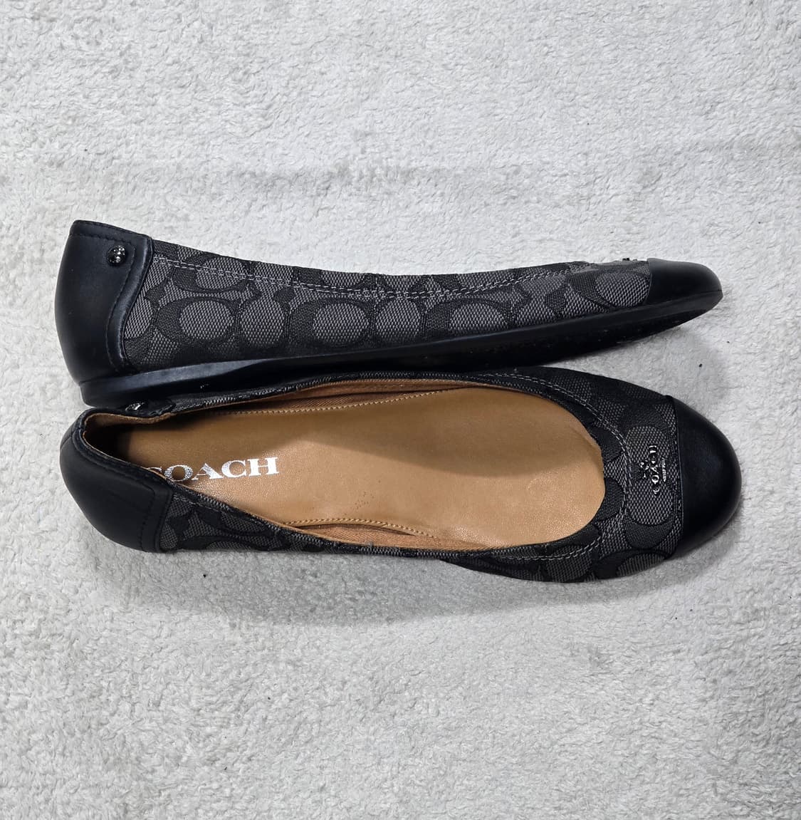 코치 시그니처 금속장식 슬립온 235 상품이미지2