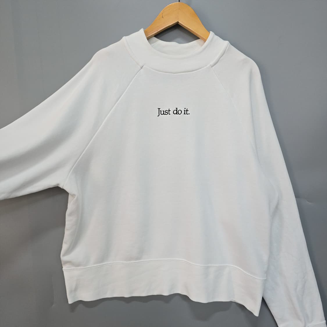 나이키(NIKE) 저스트두잇 맨투맨 화이트 L 상품이미지2