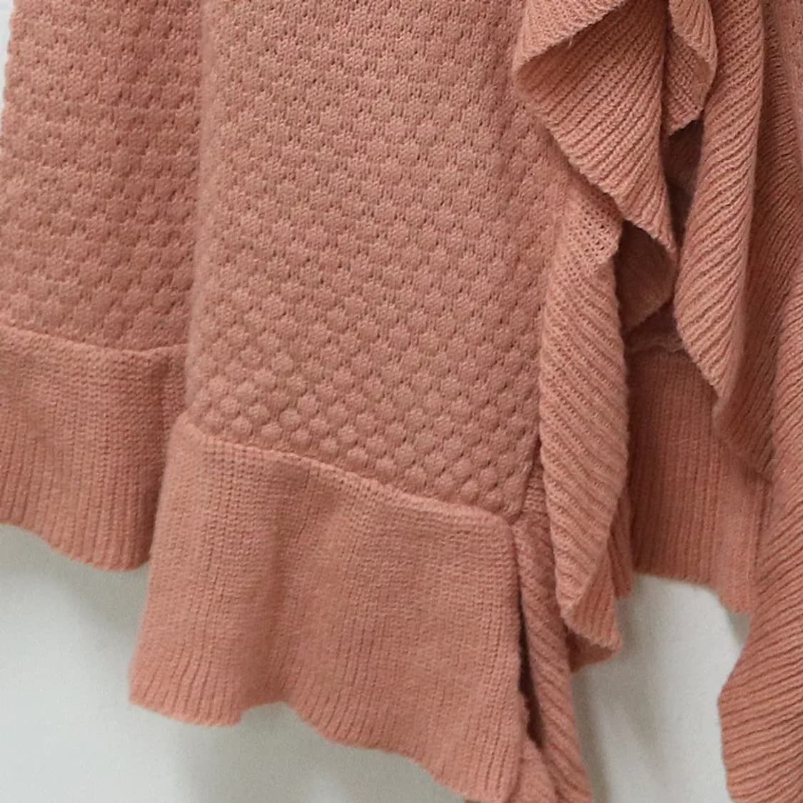 액시즈팜 딸기우유 프릴 니트 가디건 66084 상품이미지6