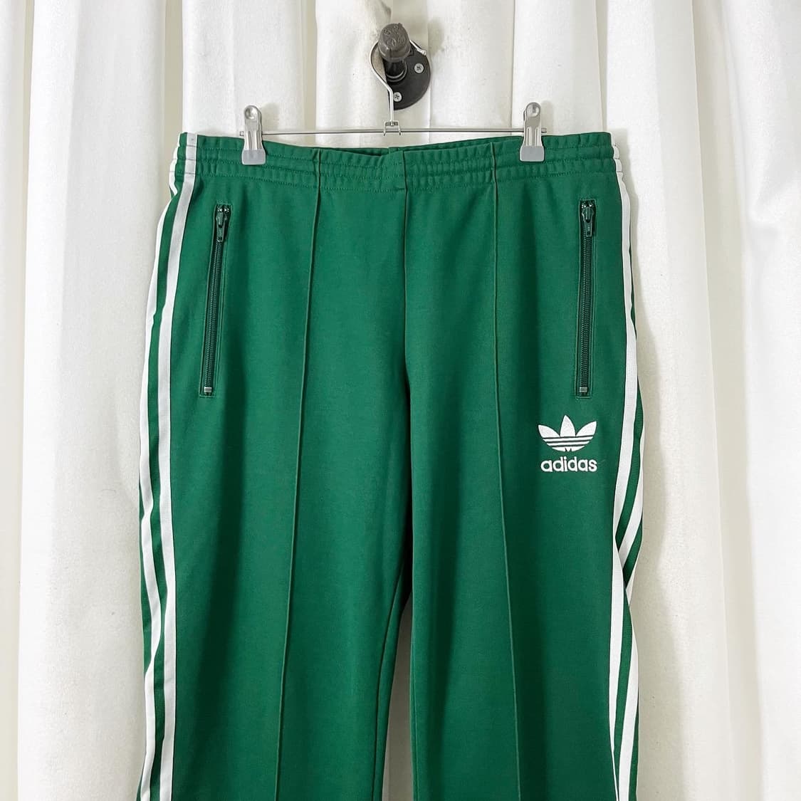 아디다스 그린 화이트 삼선 트랙 팬츠 상품이미지2