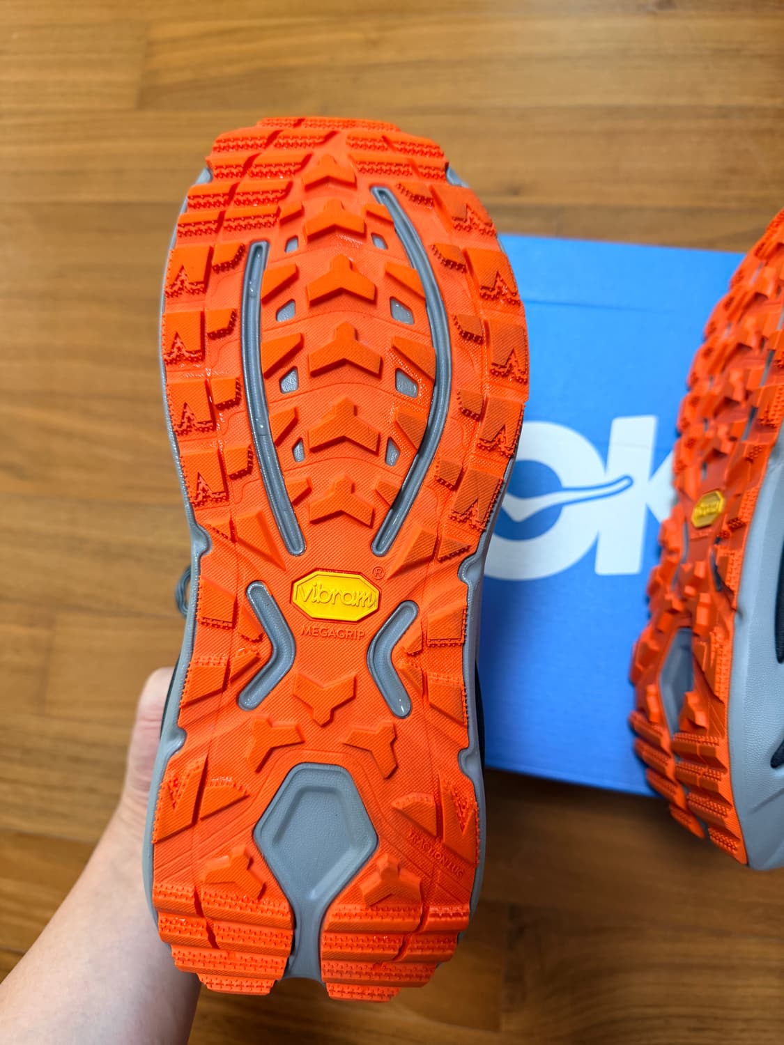 HOKA KAHA 3 ROW 카하3 로우 블랙 그레이 색상 265mm 상품이미지8