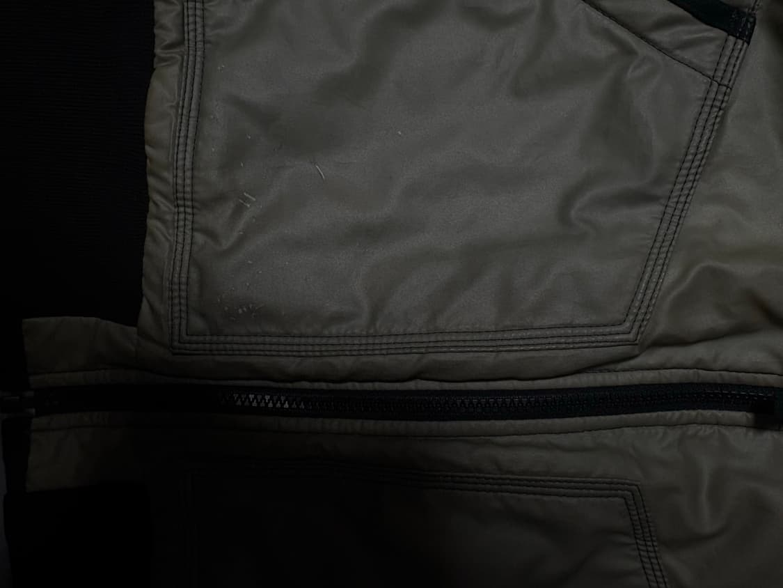 스톤아일랜드 아이스자켓 화이트와펜 L  상품이미지7