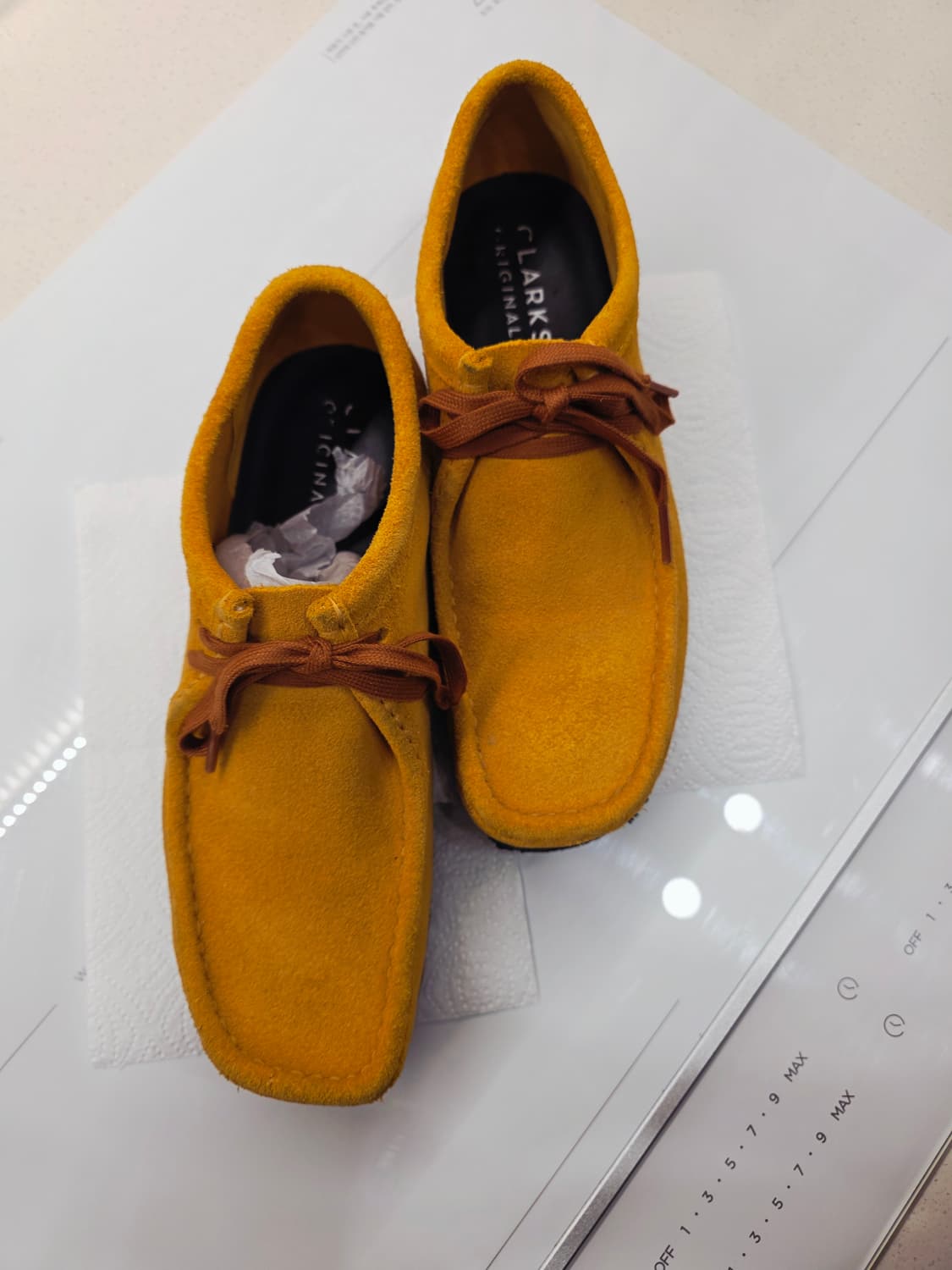 클락스 왈라비 옐로우오렌지 스웨이드 260 상품이미지2