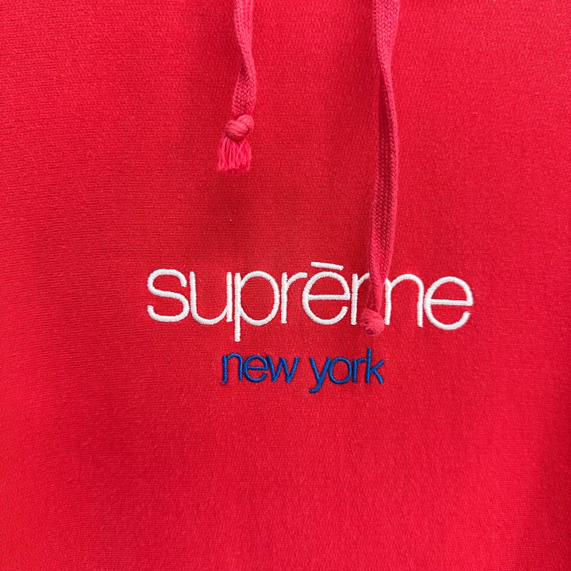 슈프림 클래식 자수 로고 후드티 상품이미지3