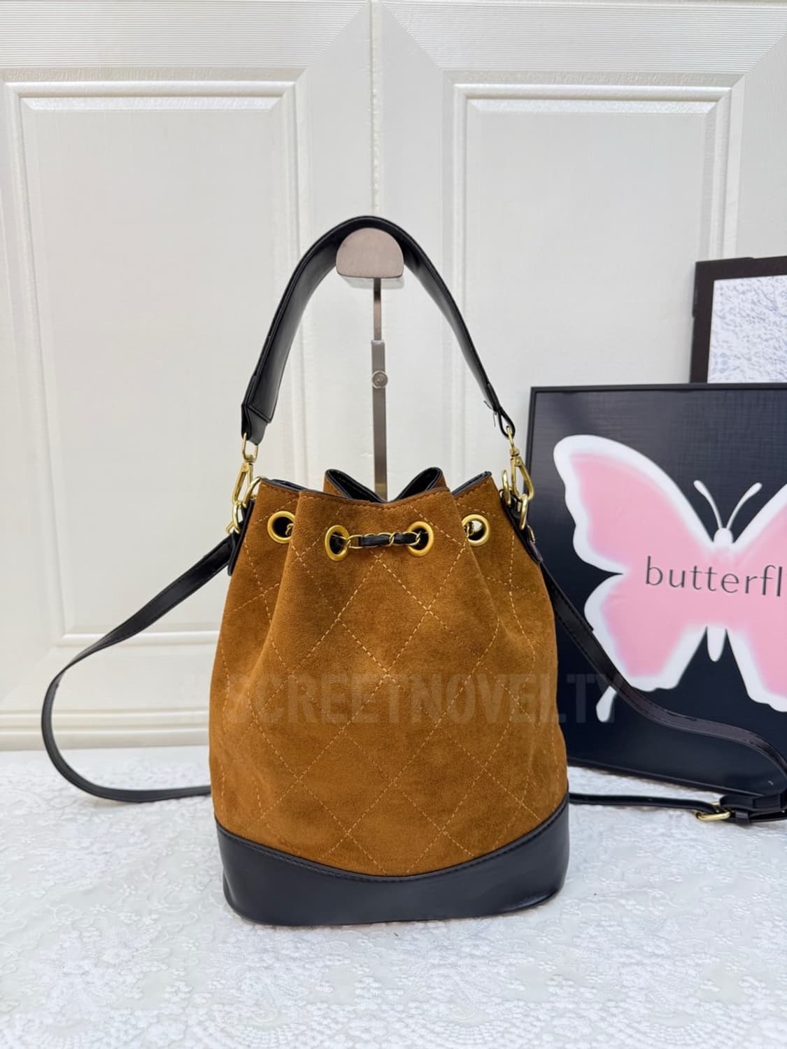 샤넬 투톤 스웨이드 버킷백 무료배송 상품이미지10