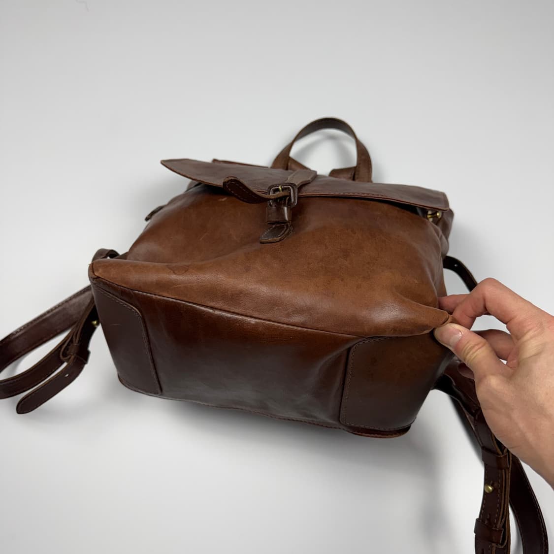 겐텐(Genten) 미니 가죽 럭색 백팩 상품이미지5