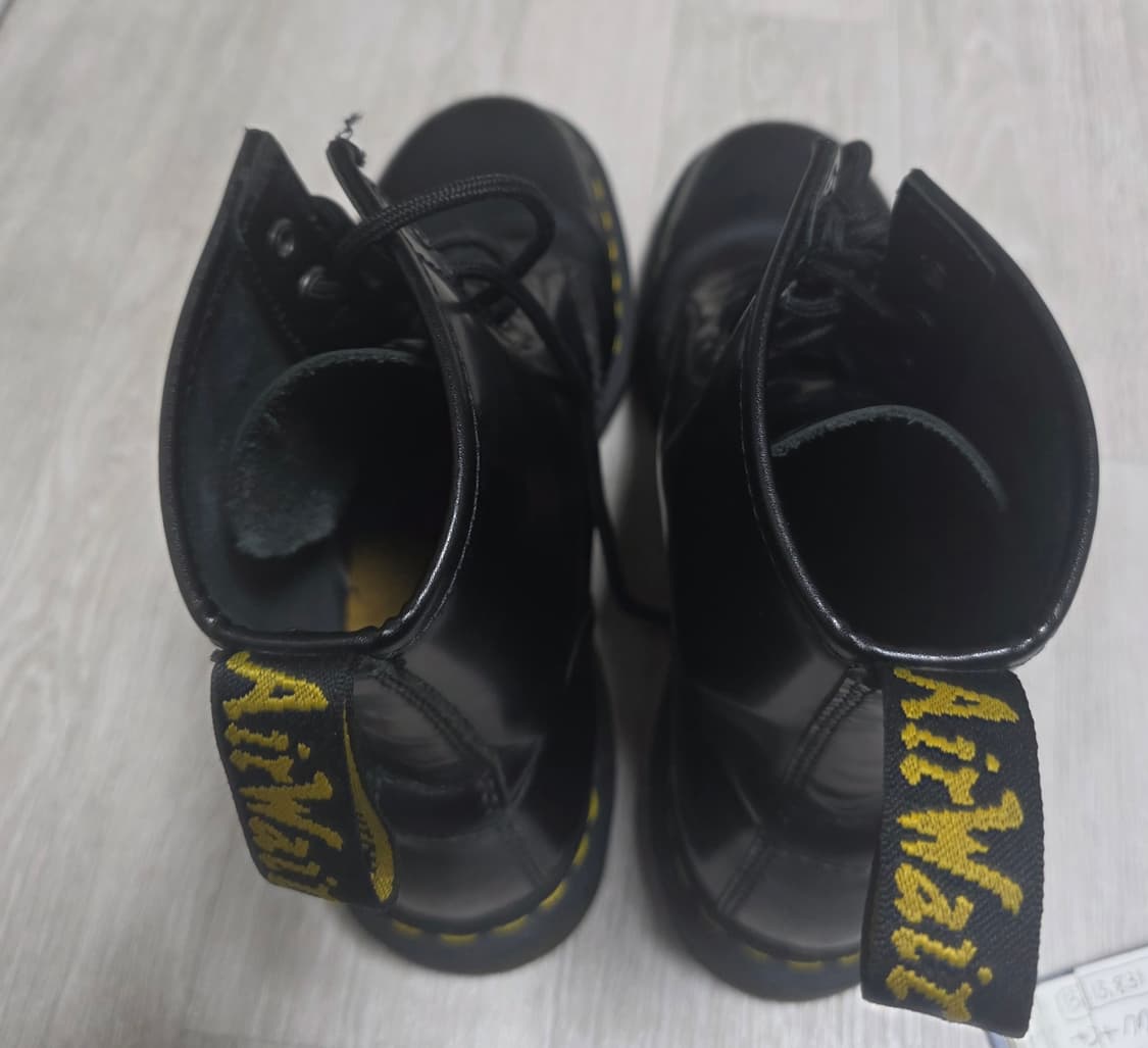 닥터마틴 1460 스무스 42사이즈 상품이미지2