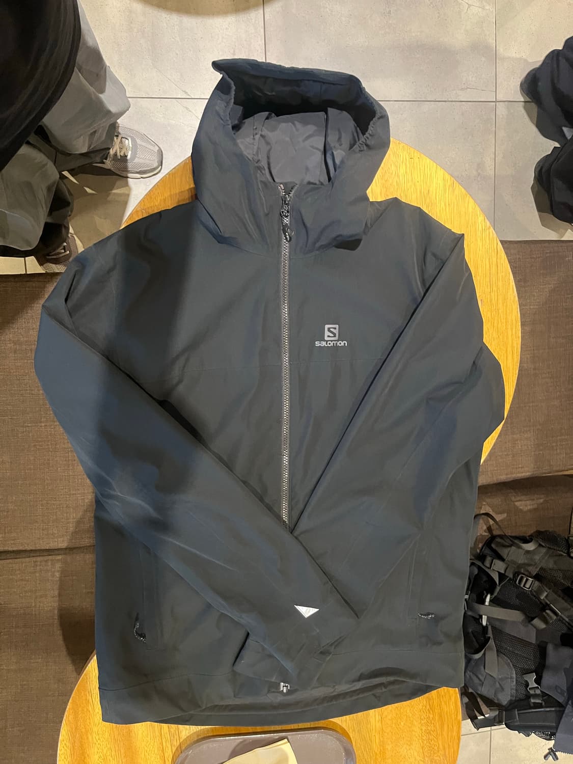 살로몬 바람막이L 상품이미지1