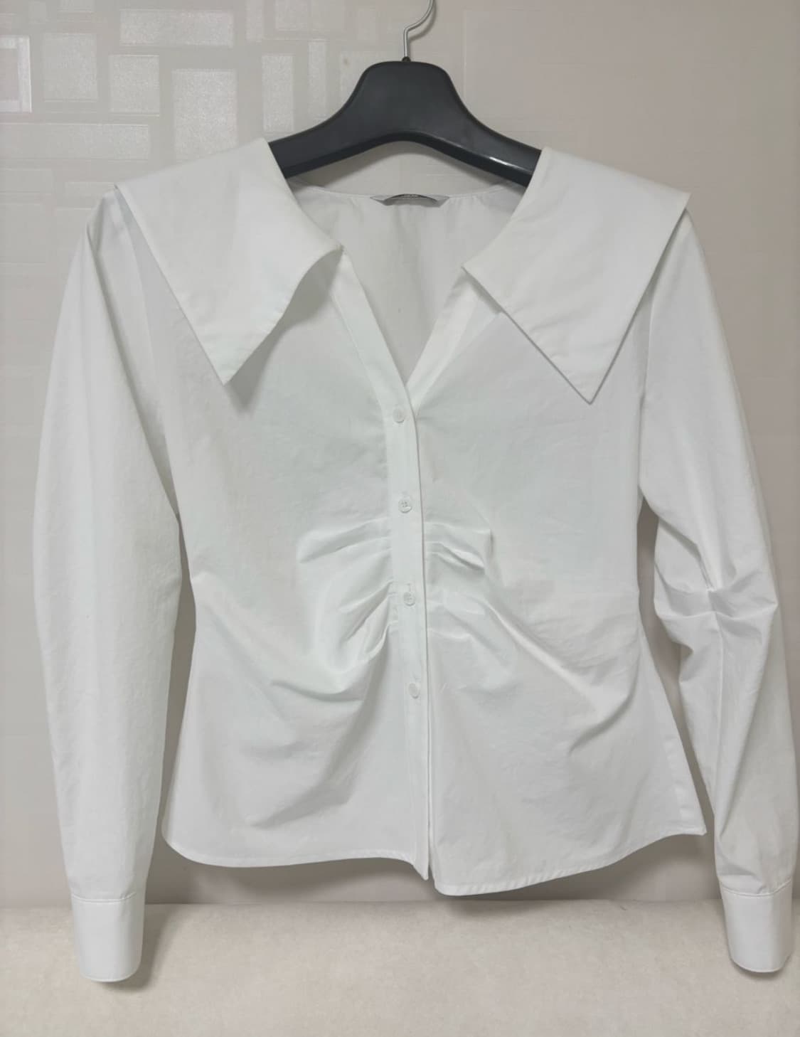 쟈니헤잇재즈 윙클 블라우스 (환승연애 유정 착용) 상품이미지1