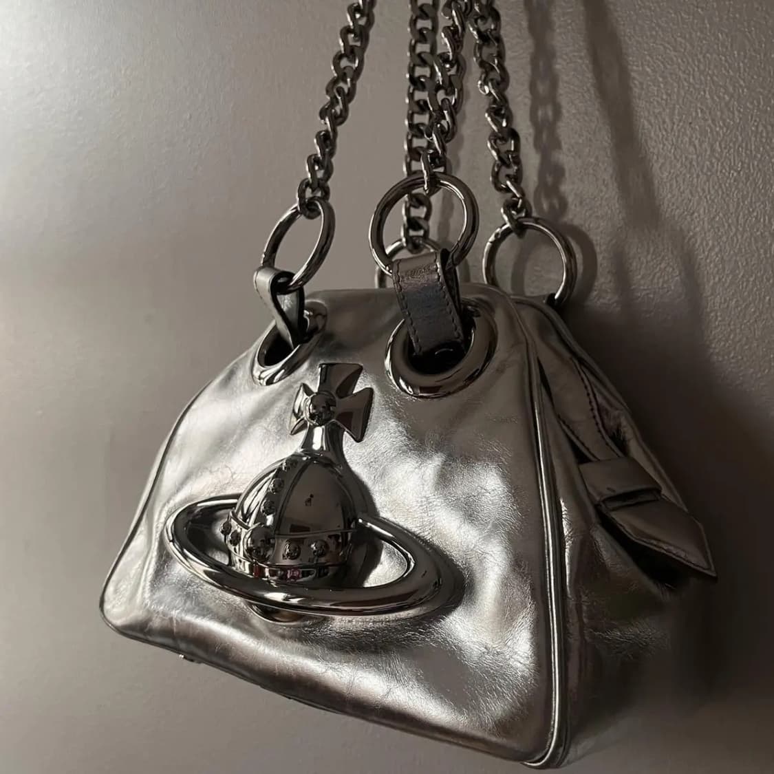 비비안웨스트우드 야스민백 실버 상품이미지1