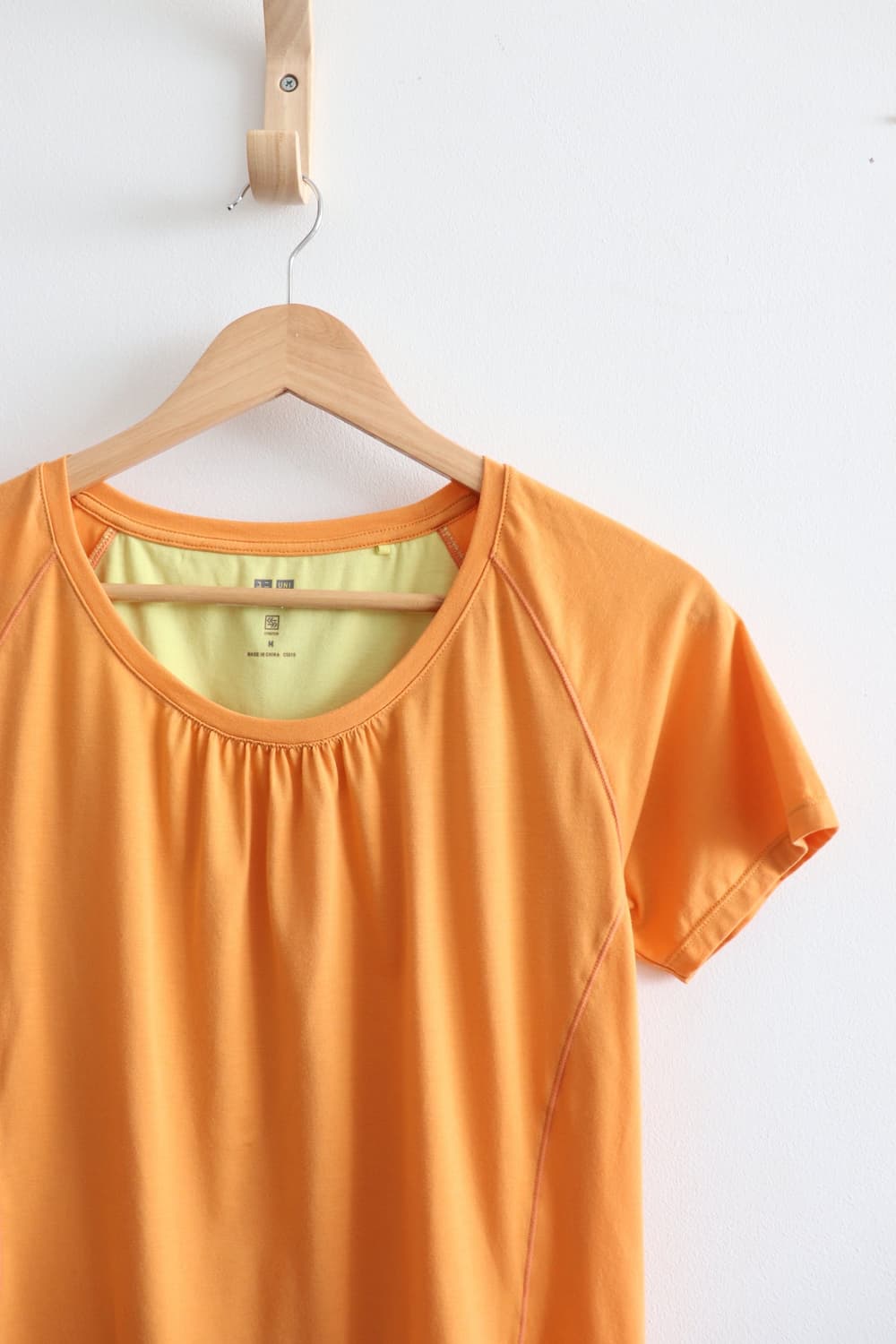 Uniqlo jpn orange shirring top 상품이미지2