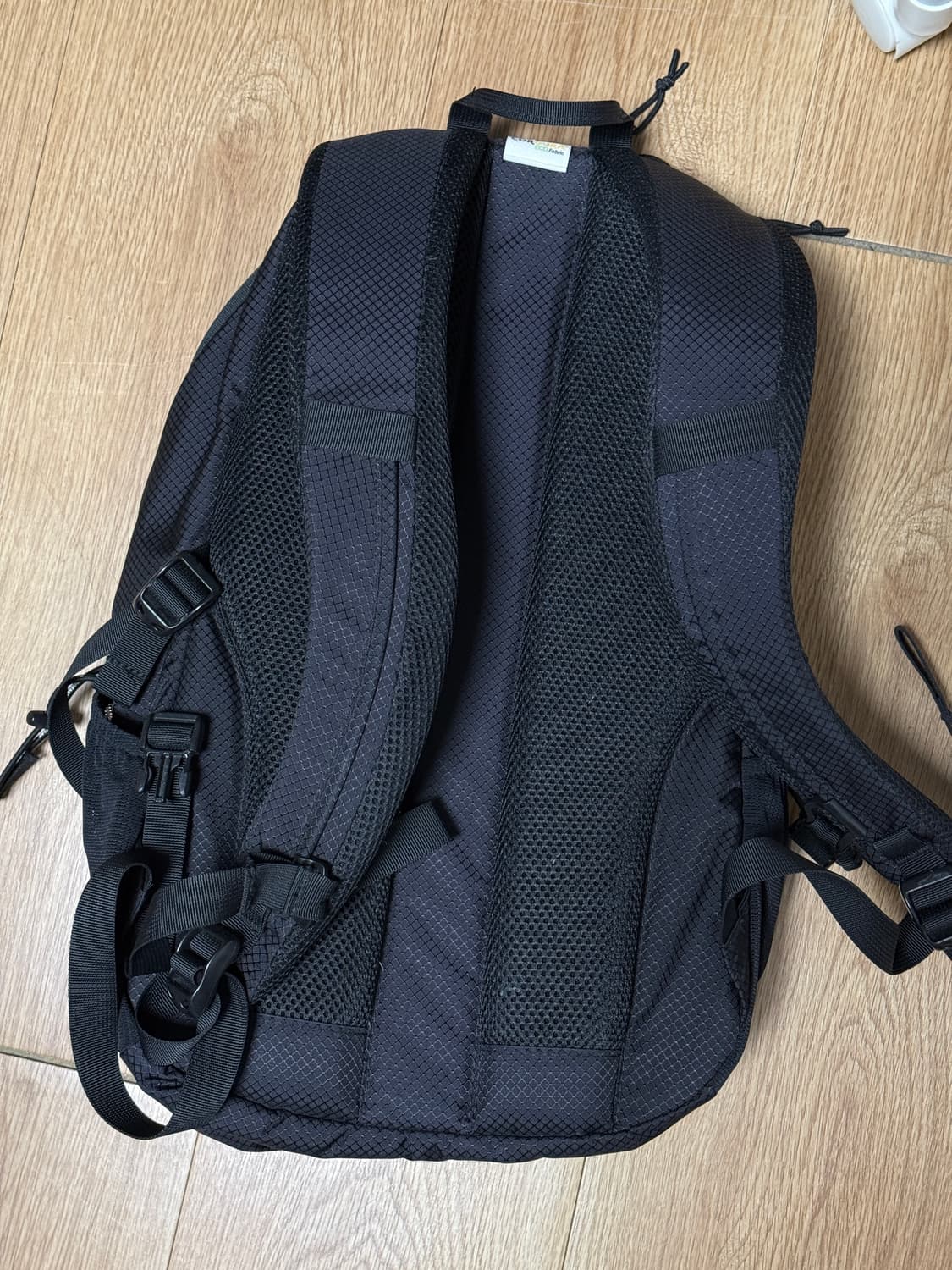 슈프림 22SS 백팩 블랙 상품이미지2