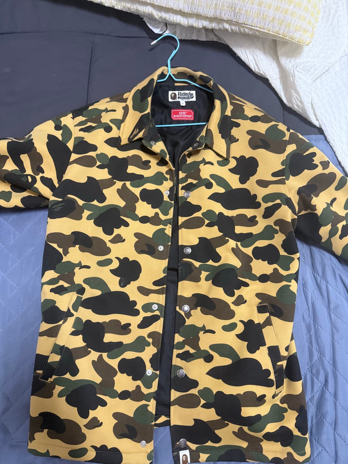 베이프(BAPE) 1st 카모 윈드스토퍼 황계 코치 재킷 상품이미지2