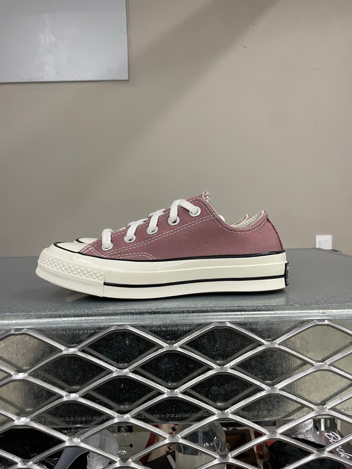 컨버스 척 70 로우 새들 220 상품이미지1