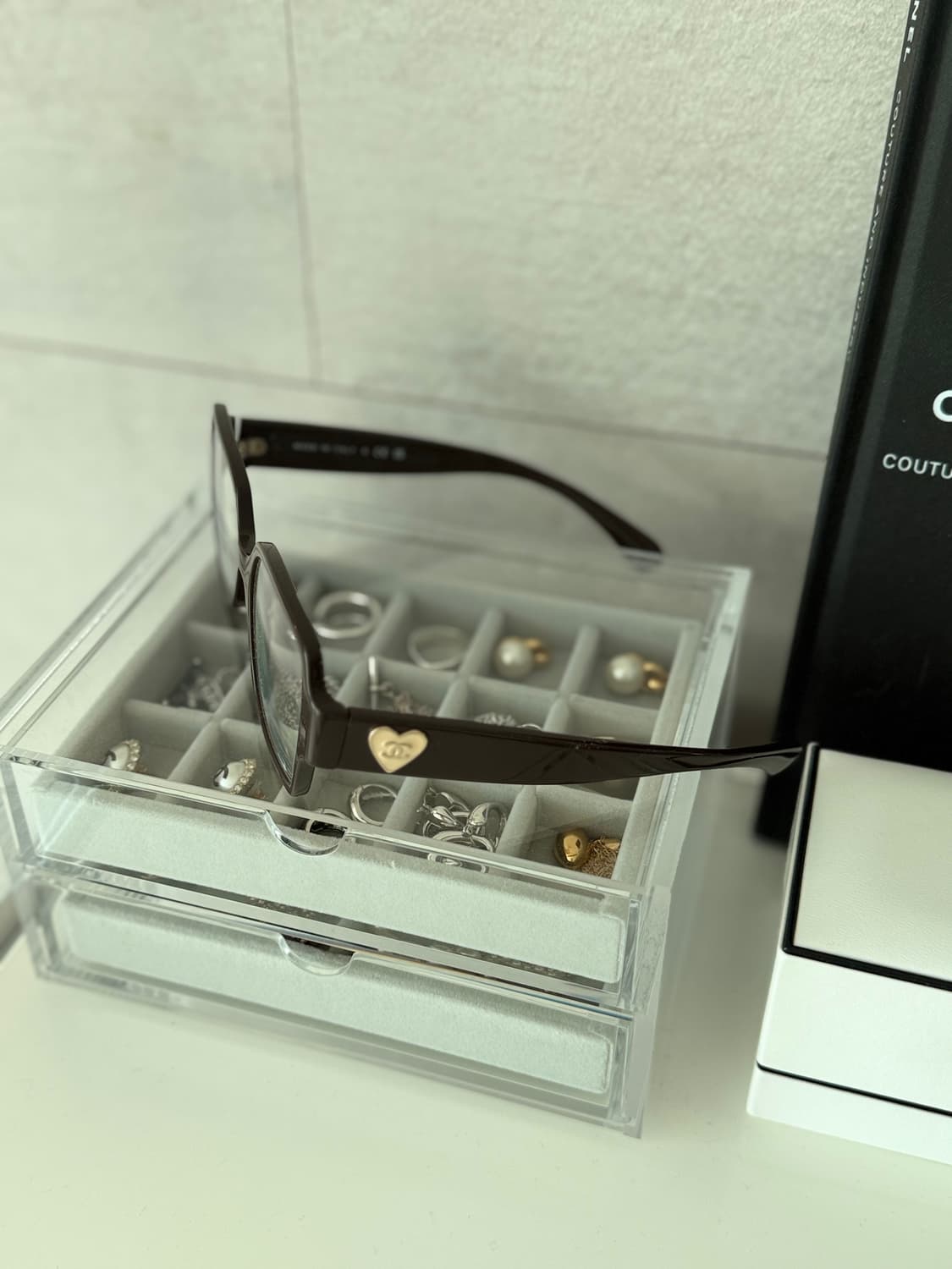 샤넬 하트 템플 안경 브라운 상품이미지6