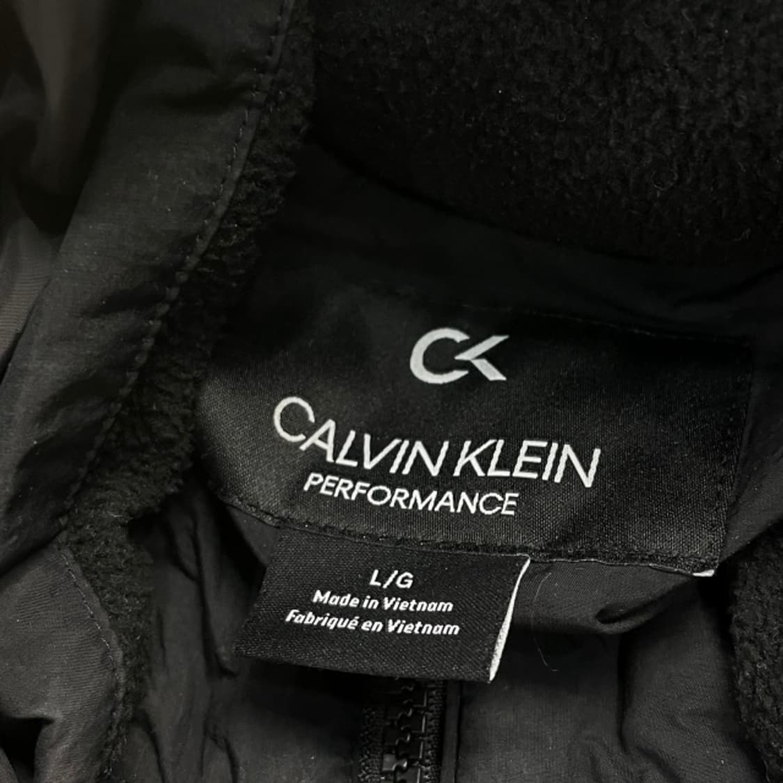 100 캘빈클라인 패딩 상품이미지4