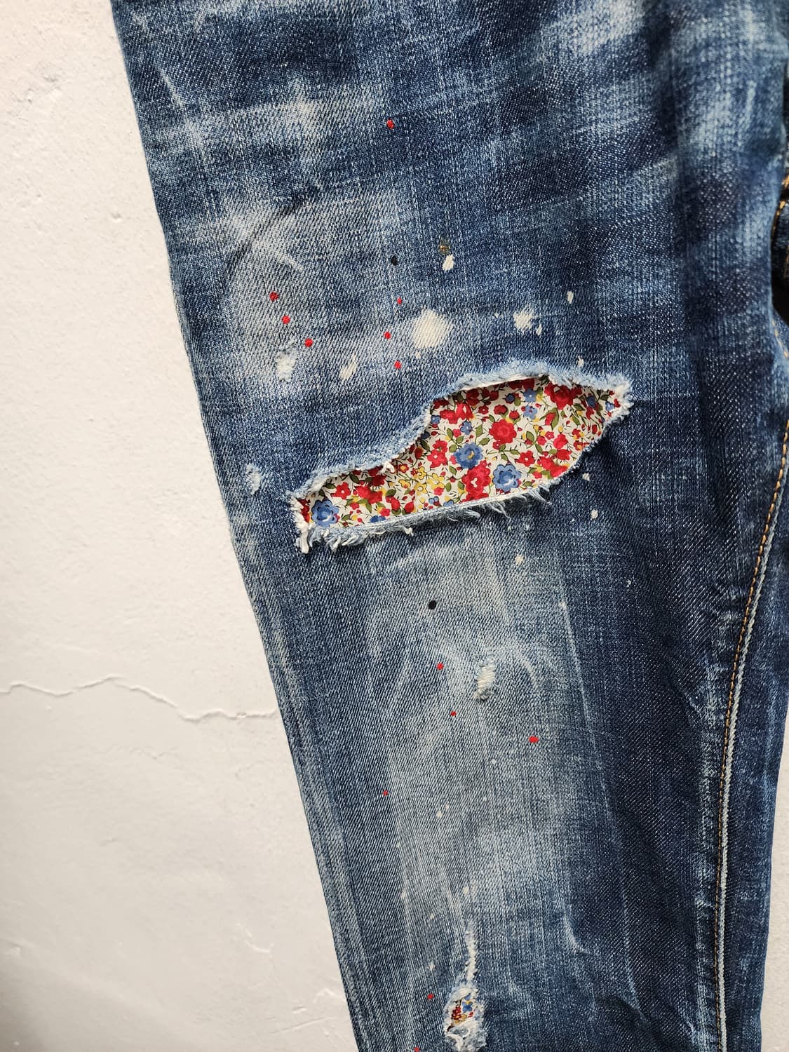 디스퀘어드2 원단덧댐 패치워크 청바지 상품이미지3