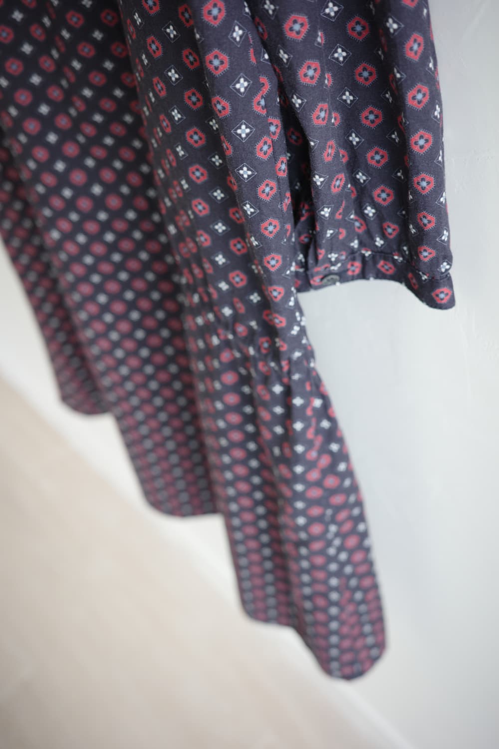 Niko and • 네이비 패턴 핀턱 아사코튼 원피스 상품이미지7