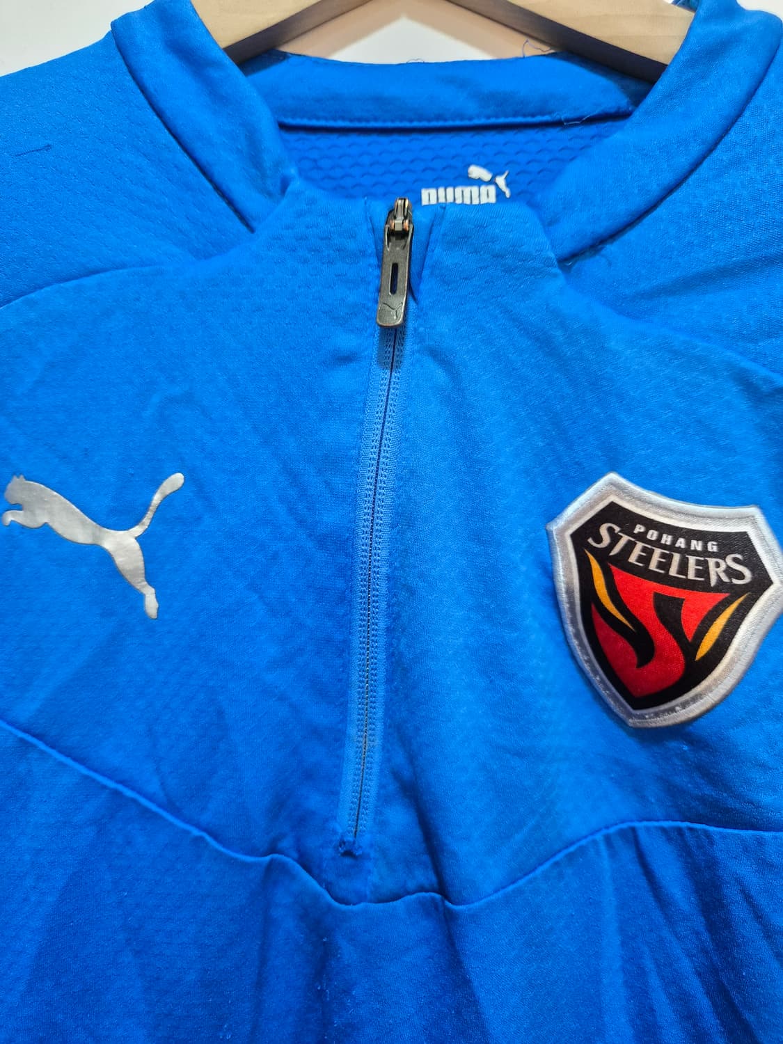 L) PUMA 퓨마 포항스틸러스 트레이닝 탑 팝니다 상품이미지4