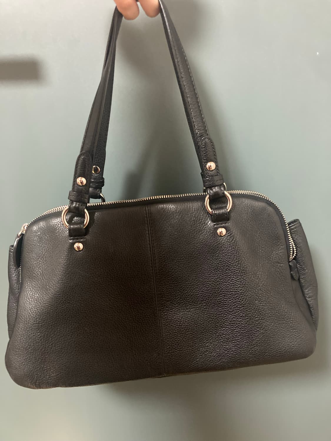 코치 블랙 숄더백 상품이미지2